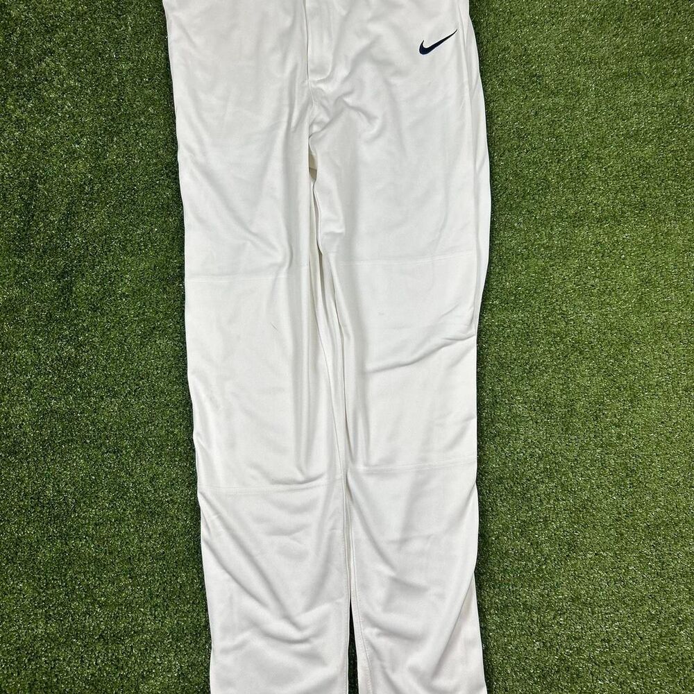 Nike Men's White Joggers-tracksuits